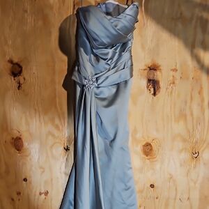Elegant Gray Evening Gown